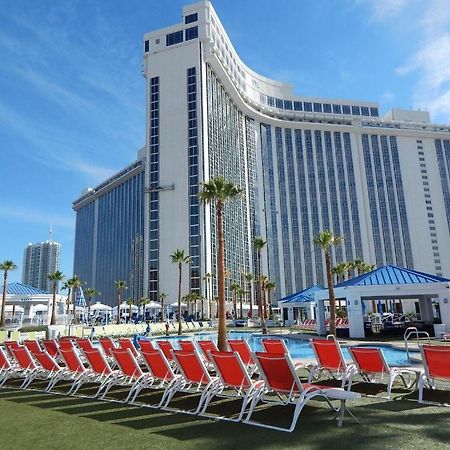 Westgate Las Vegas Resort & Casino Exterior photo